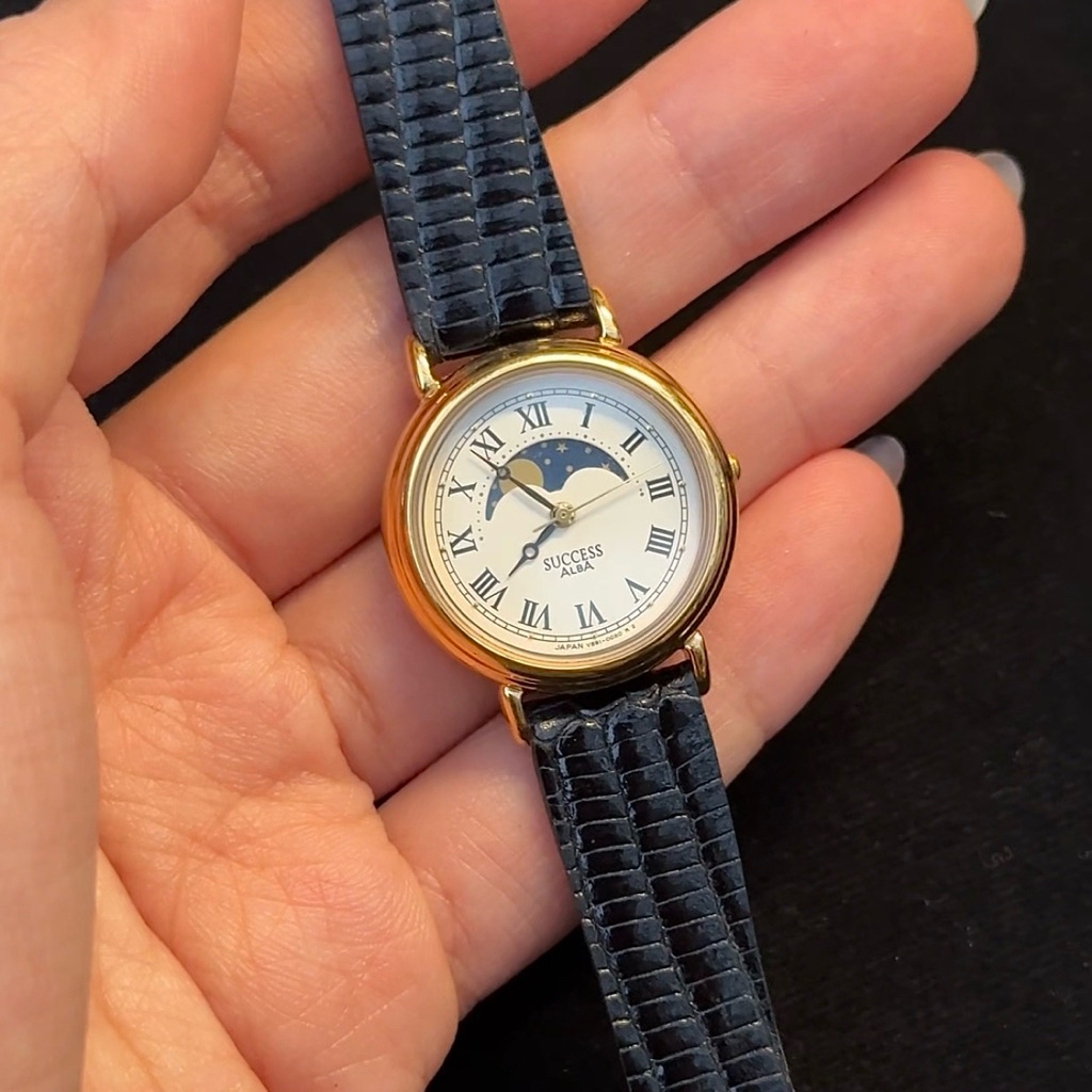 1980s Alba Moonphase Roman