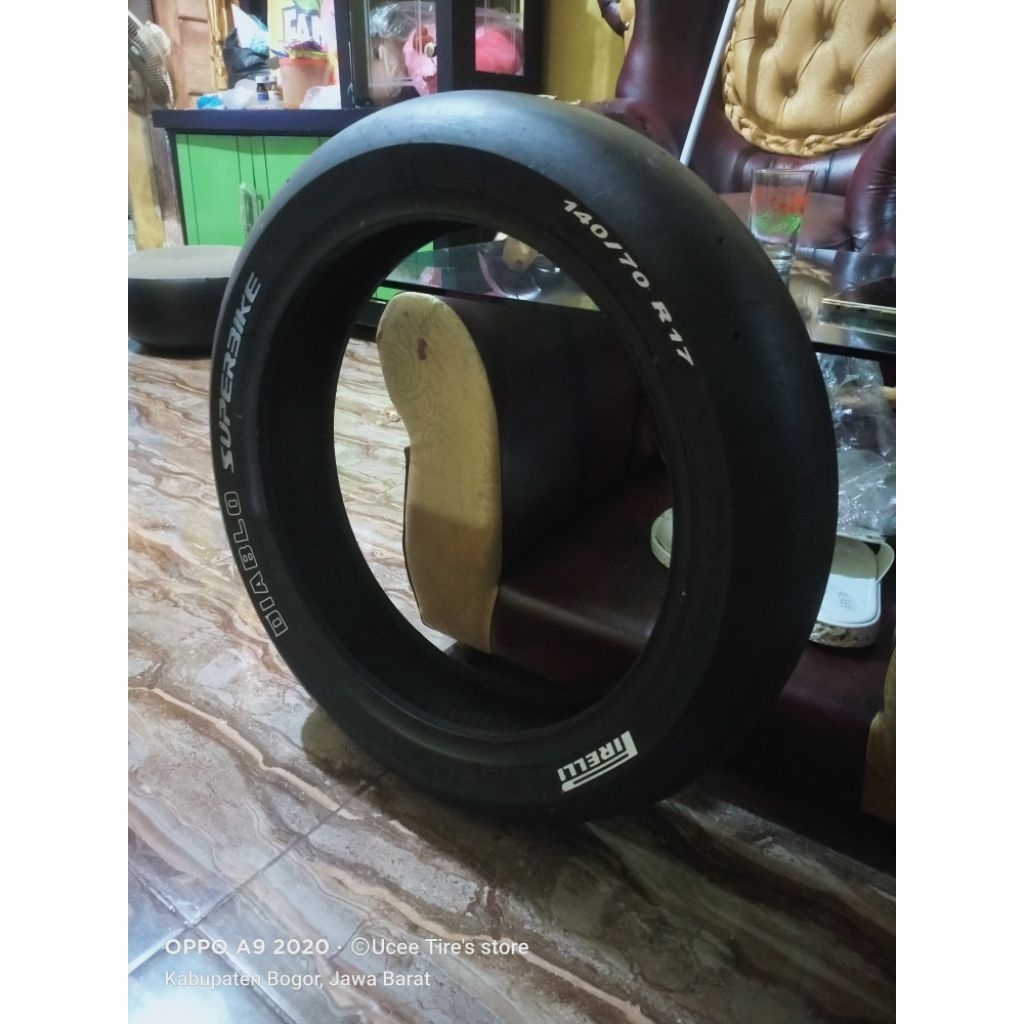 Pirelli Diablo superbike 140/70-17