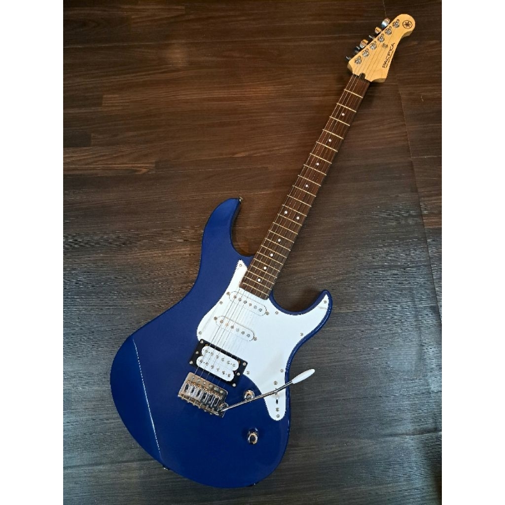 Yamaha Pacifica 112V Elektrik Original