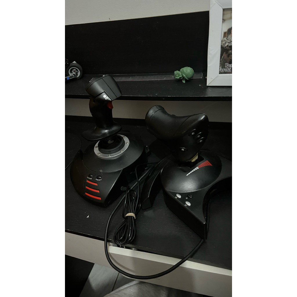 T.Flight Stick X Thrustmaster Flight Simulator