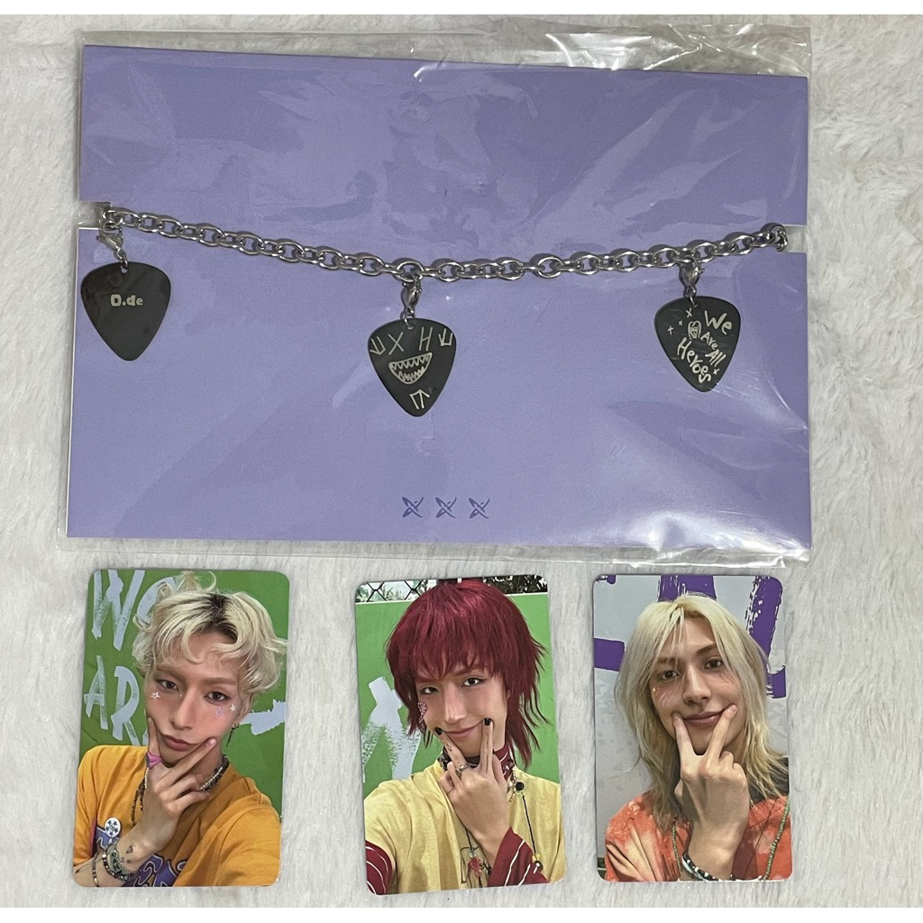 Pick Chain set B Xdinary Heroes XCAPE Merch + POB RANDOM [BACA DESK]