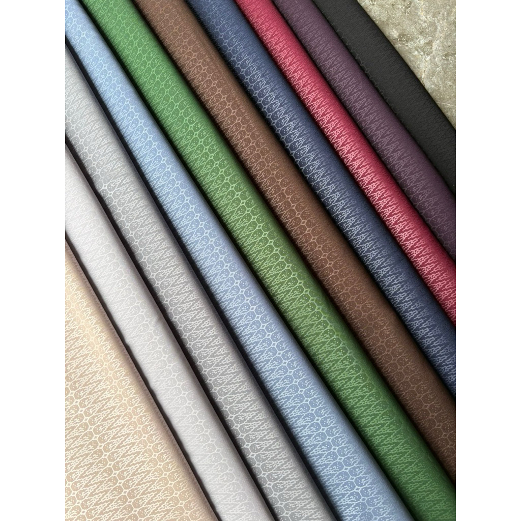 kain wolfis embos motif monocrhome // kain motif embos // kain embos