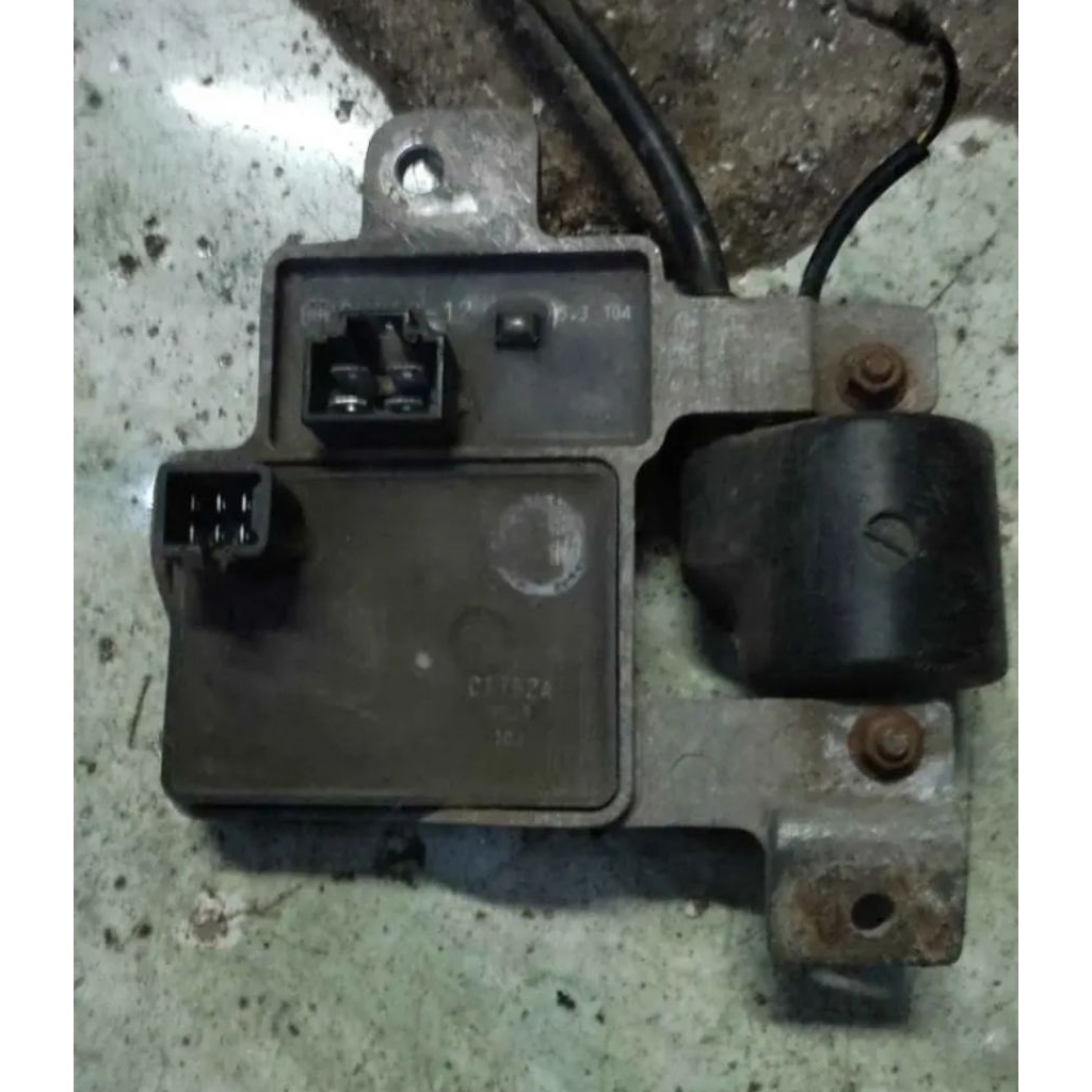 kiprok ECU CDI pengapian Honda karisma Supra x Kirana barang asli original copotan masih bagus satu 