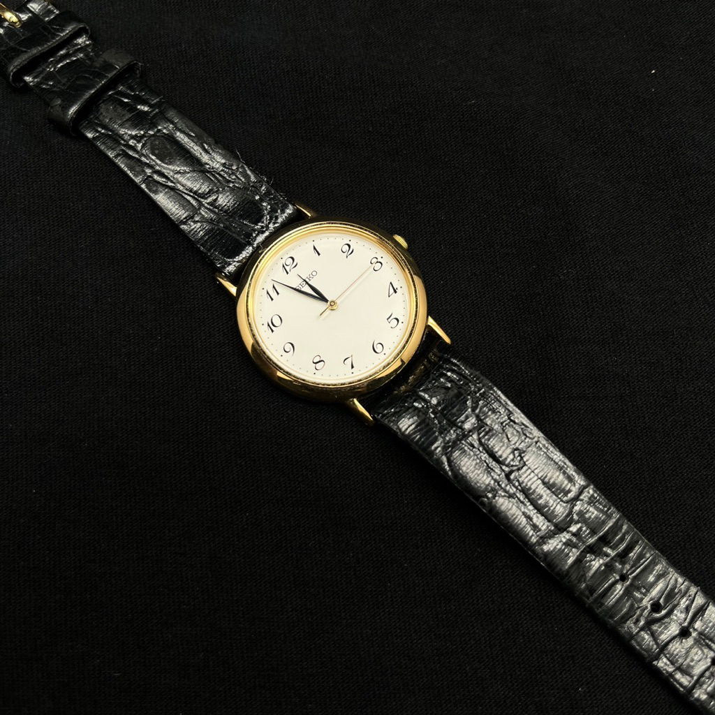 Jam Tangan Vintage Seiko 7N01-6890 Quartz