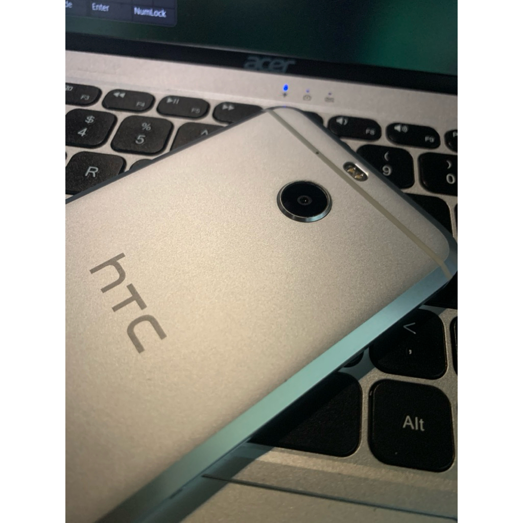 HTC 10 evo 3/32 Cakep Mulus