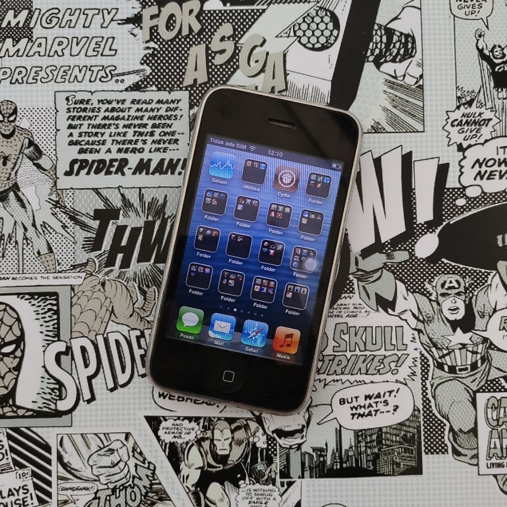 iPhone 3GS 8GB Hitam Fungsi Normal Baterai Awet Full Game Jadul