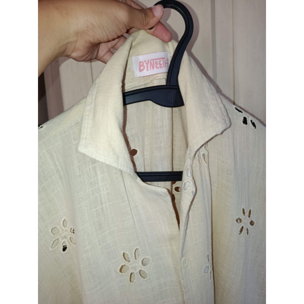 kemeja byneeth katbol warna baby yellow