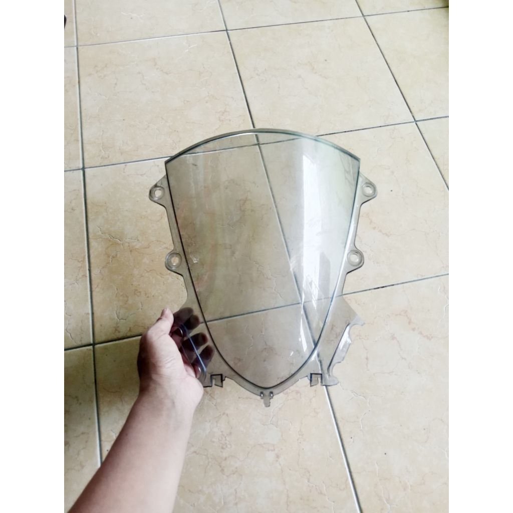 visor Yamaha R15 V3 bekas original
