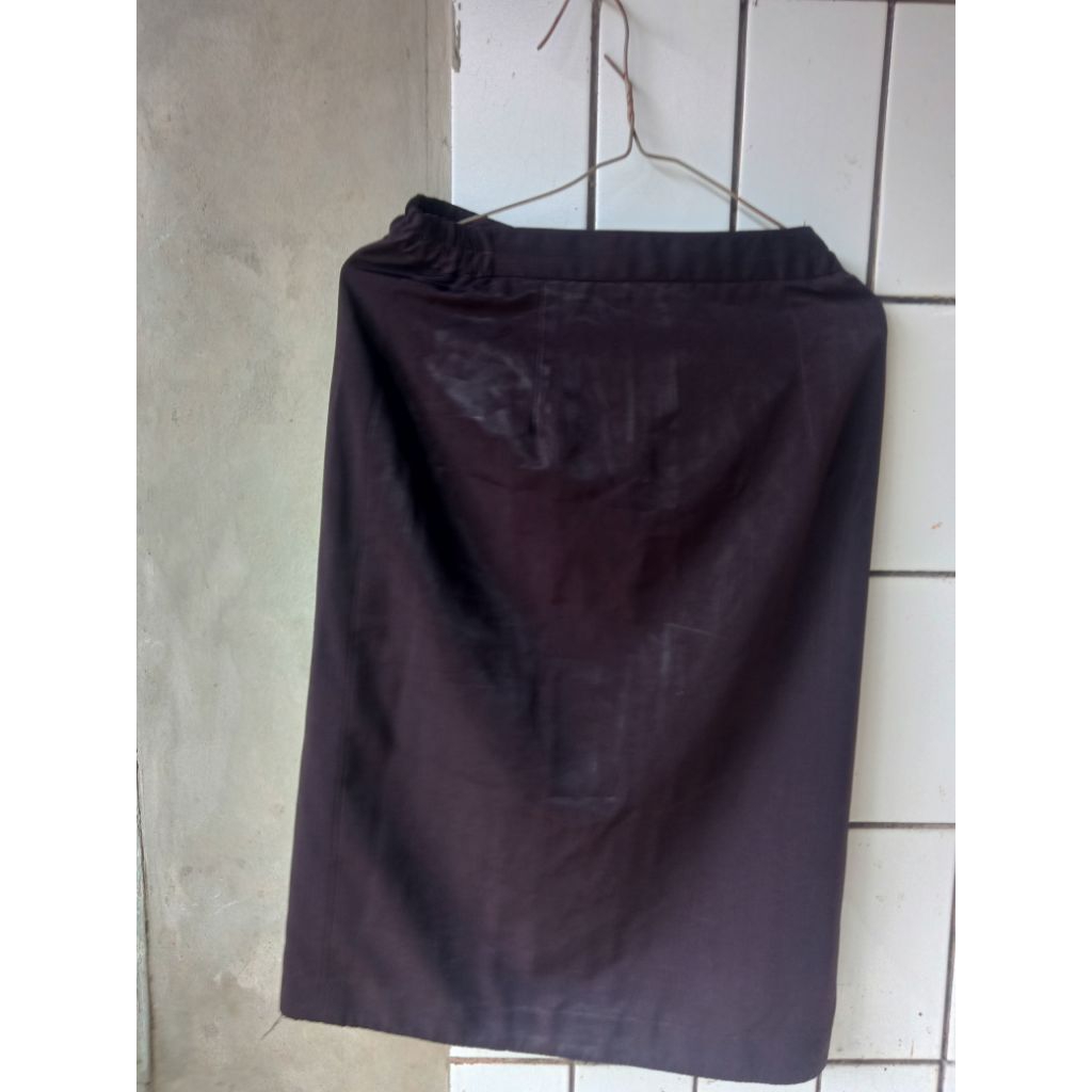 Rok Span warna Hitam agak keunguan Polos pendek