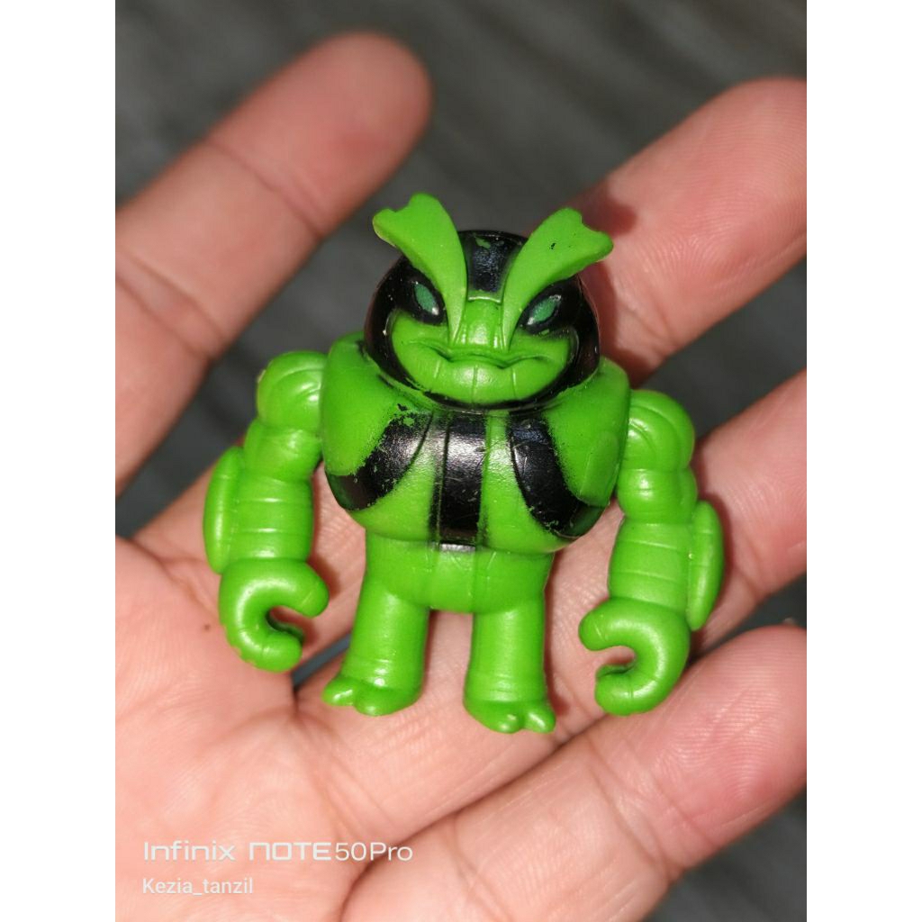 ACTION MINI FIGURE FIGUR BEN10 BENTEN BEN 10 BEN TEN KARET PADAT OMNITTIX GWEN BEN TENNYSON TENYSON 