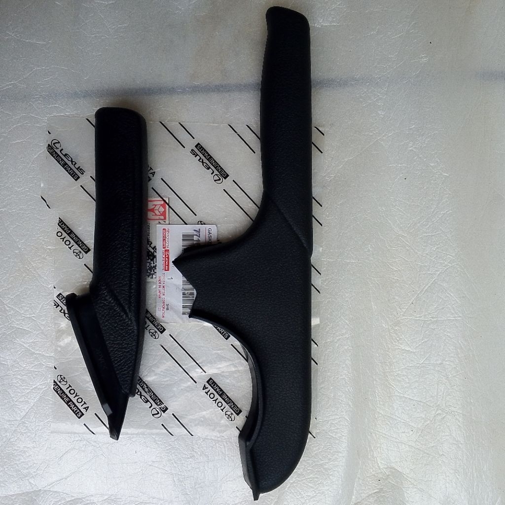 Karet Tuas gagang Rem Tangan Avanza Xenia Rust Terios Innova & Hilux Original