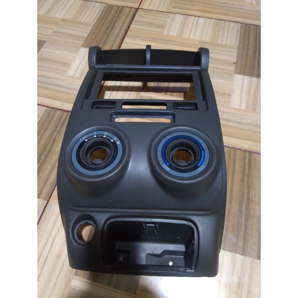 Frame Tape Headunit Avanza/Xenia 2004-2011 copotan original pabrik
