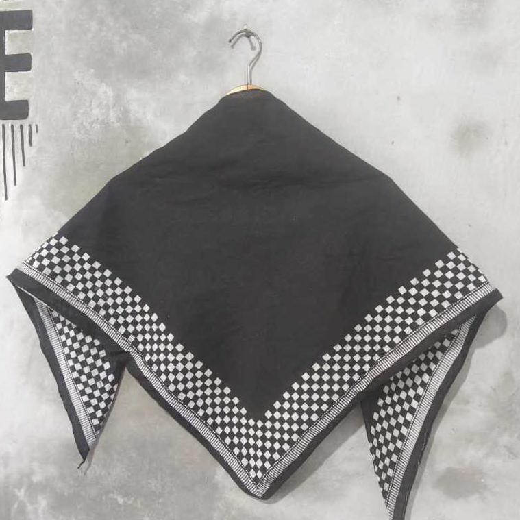 udeng Jawa segitiga batik