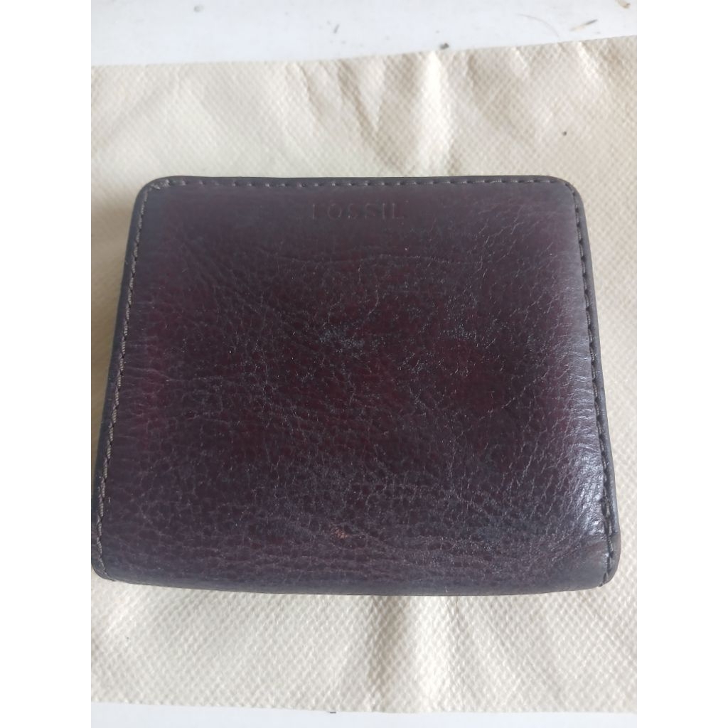 Preloved Dompet Fossxx Madison Bifold