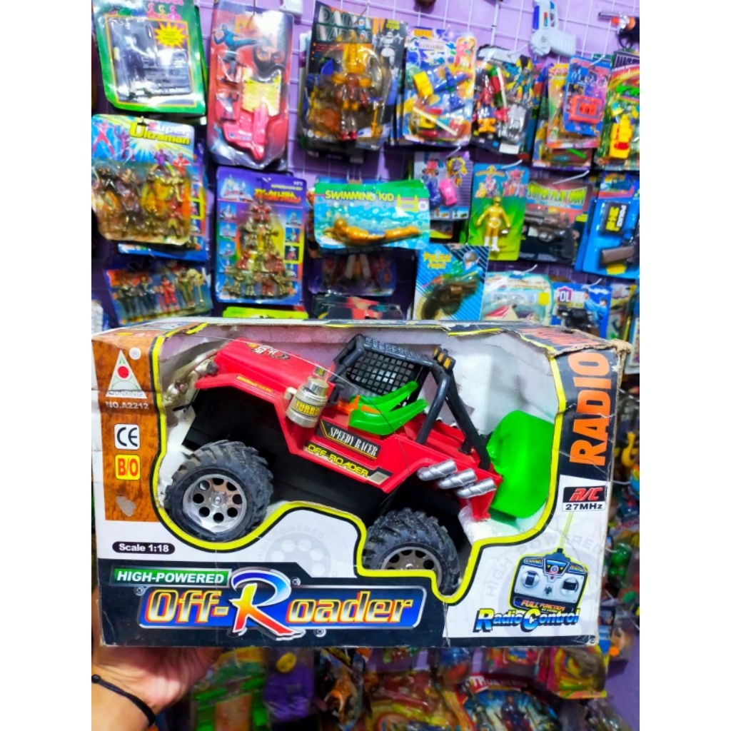 mobil RC jeep off road jadul