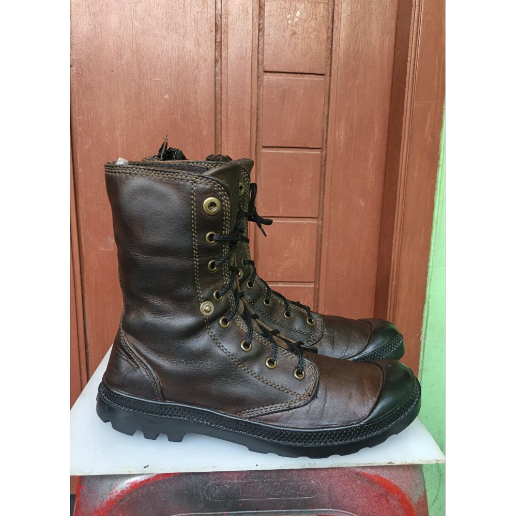 SEPATU BOOTS PALADIUM LEATHER SIZE 42
