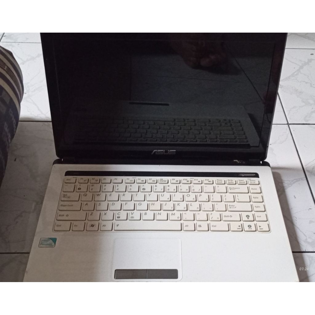 laptop asus bekas
