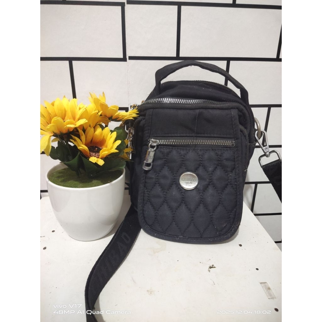 TAS CHIBAO PRELOVED WARNA HITAM