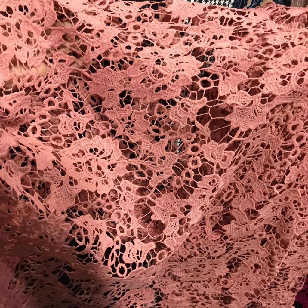 kain brokat Prada oki ~ kain brokat prada Nagita ~ kain kebaya