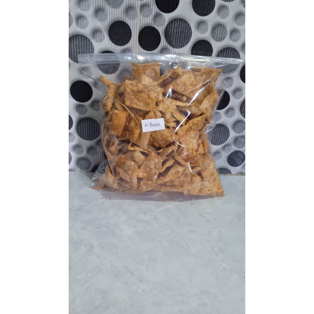 Keripik Pangsit Daun Bawang Pedas