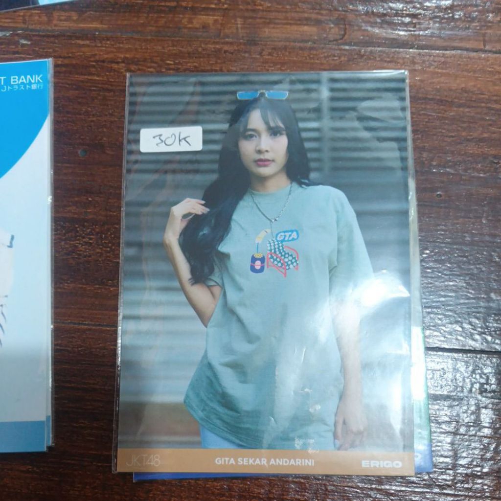 PHOTOPACK OFFICIAL JKT48 X ERIGO