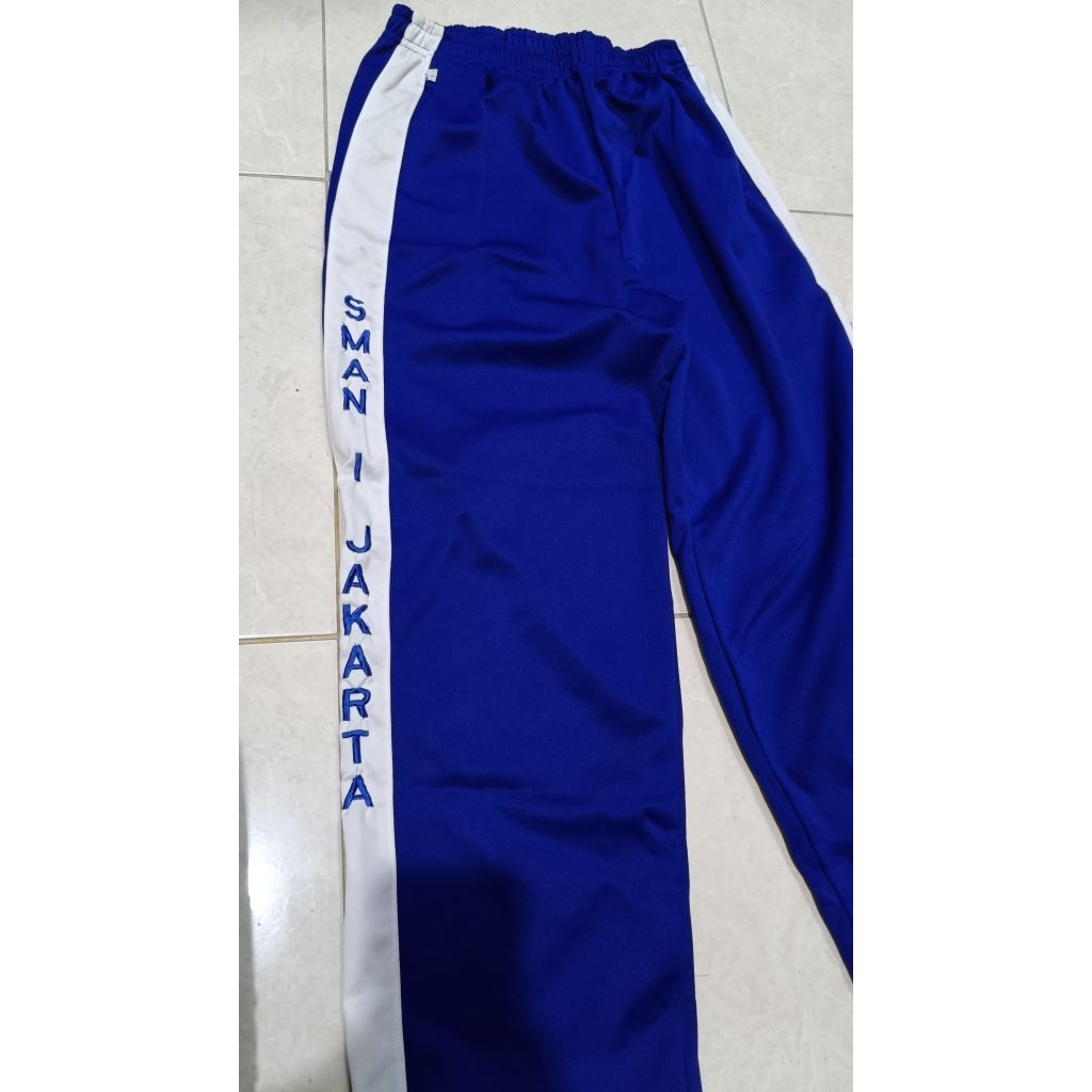 SERAGAM SMA 1 SECOND ATAU BEKAS BAJU ATAU ROK PANJANG SEMUA HARGA 1 PCS YA
