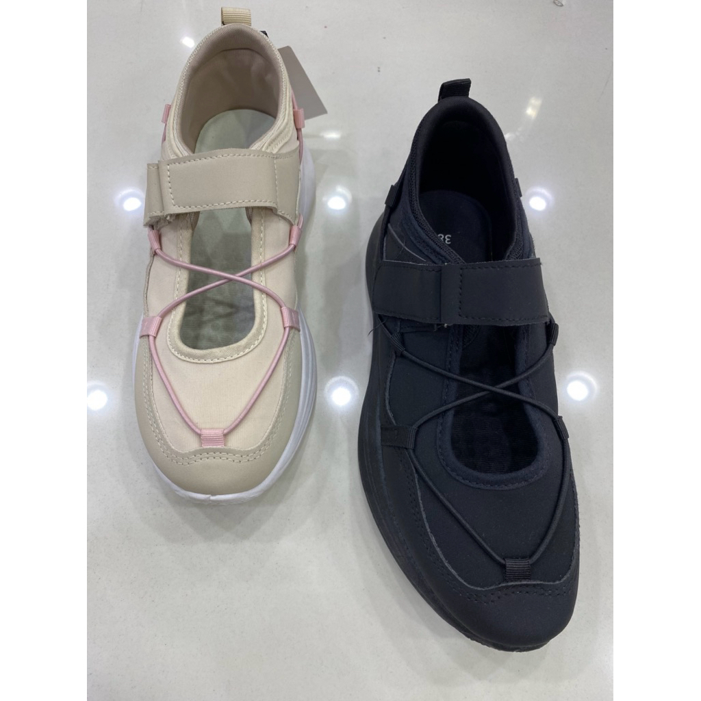 Sepatu Sneakers wanita Nevada