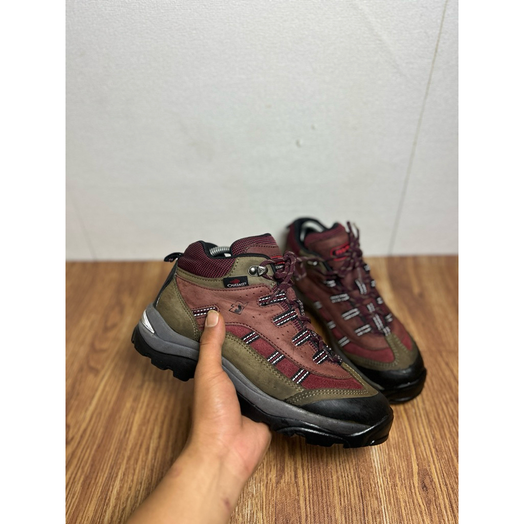 sepatu gunung second original Prospecs