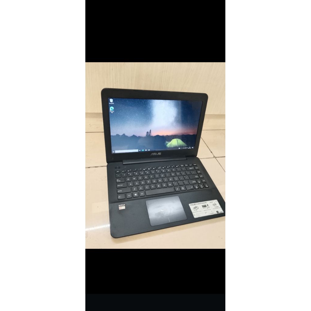 Laptop Asus AMD E1 ram 4gb HDD 500gb