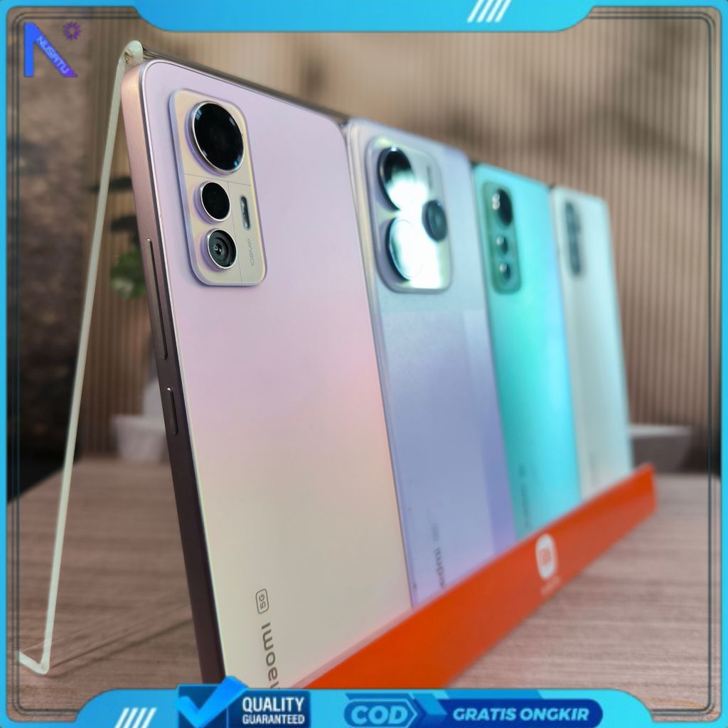 Stand Holder Hp Akrilik 4 Display  - Stand Holder Display Hp Tebal Termurah