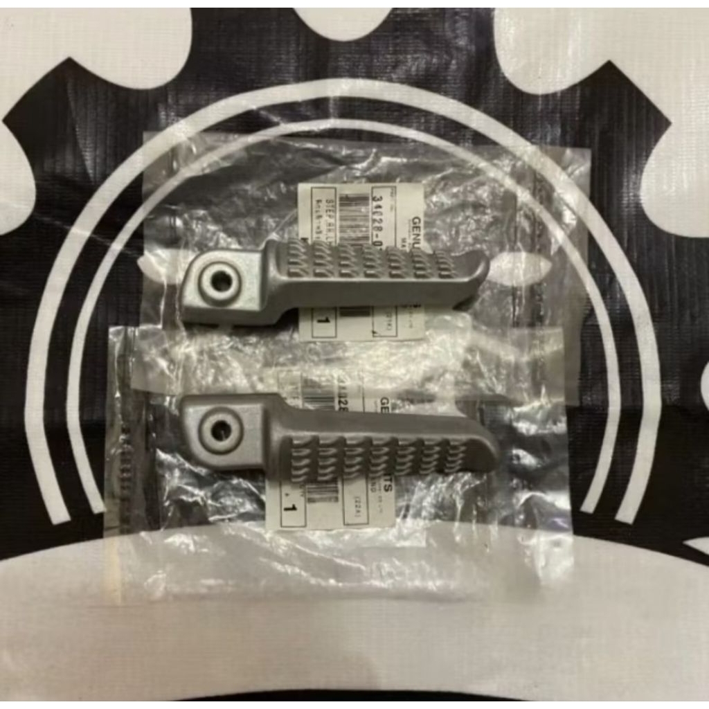 foot step belakang new ninja 250 fi 2018-2024 origina kawasaki