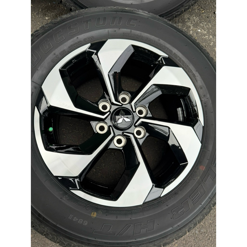 velg Mitsubishi pajero New Dakkar R.18 ori