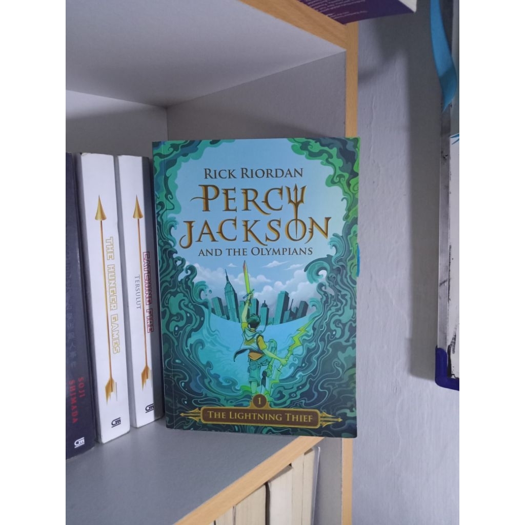 (Preloved) Buku Fantasi Percy Jackson #1 Rick Riordan