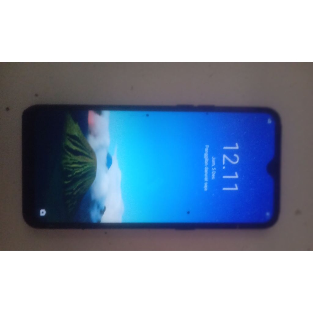 hp realme c2 ram 2/16 dan oppo A1k ram 2/32 (2unit hp) minus lcd retak sentuh normal layak pakai sud