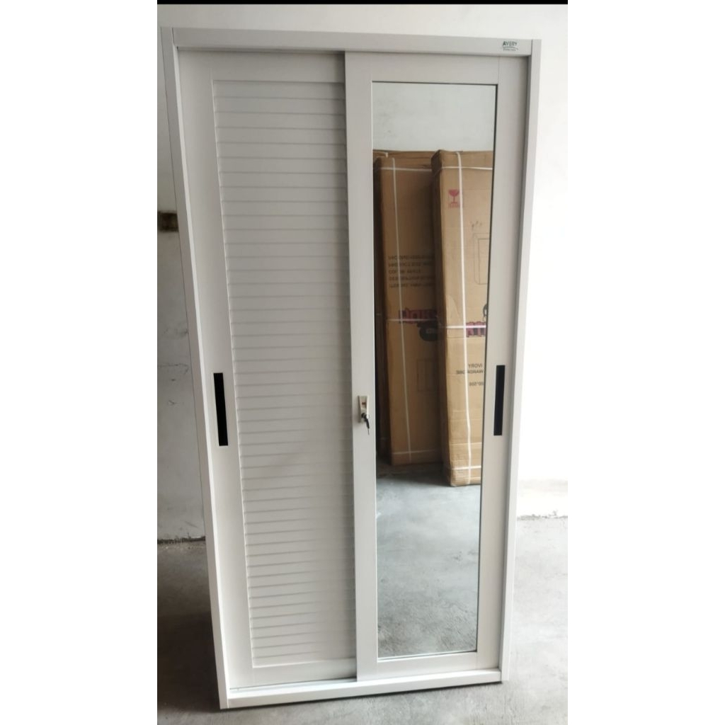 Lemari baju pakaian besi sliding Avery 90 / 120 - Bandung area saja