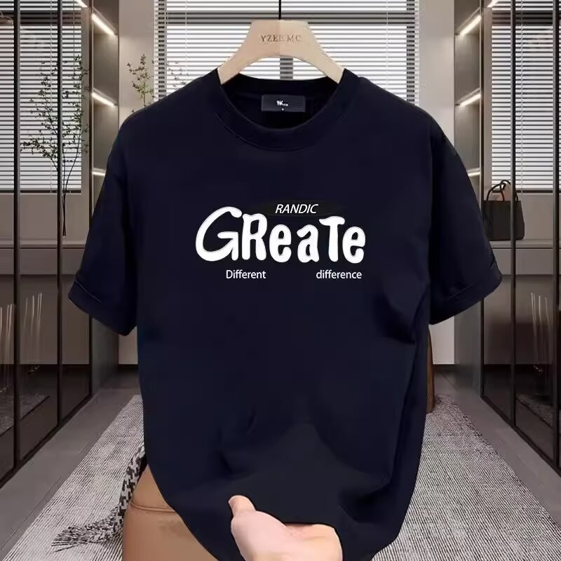 Kaos Pria Lengan Pendek Putih Desain Teks "GREATe" & "Different" - Kaos Katun Stylish dengan Pesan I