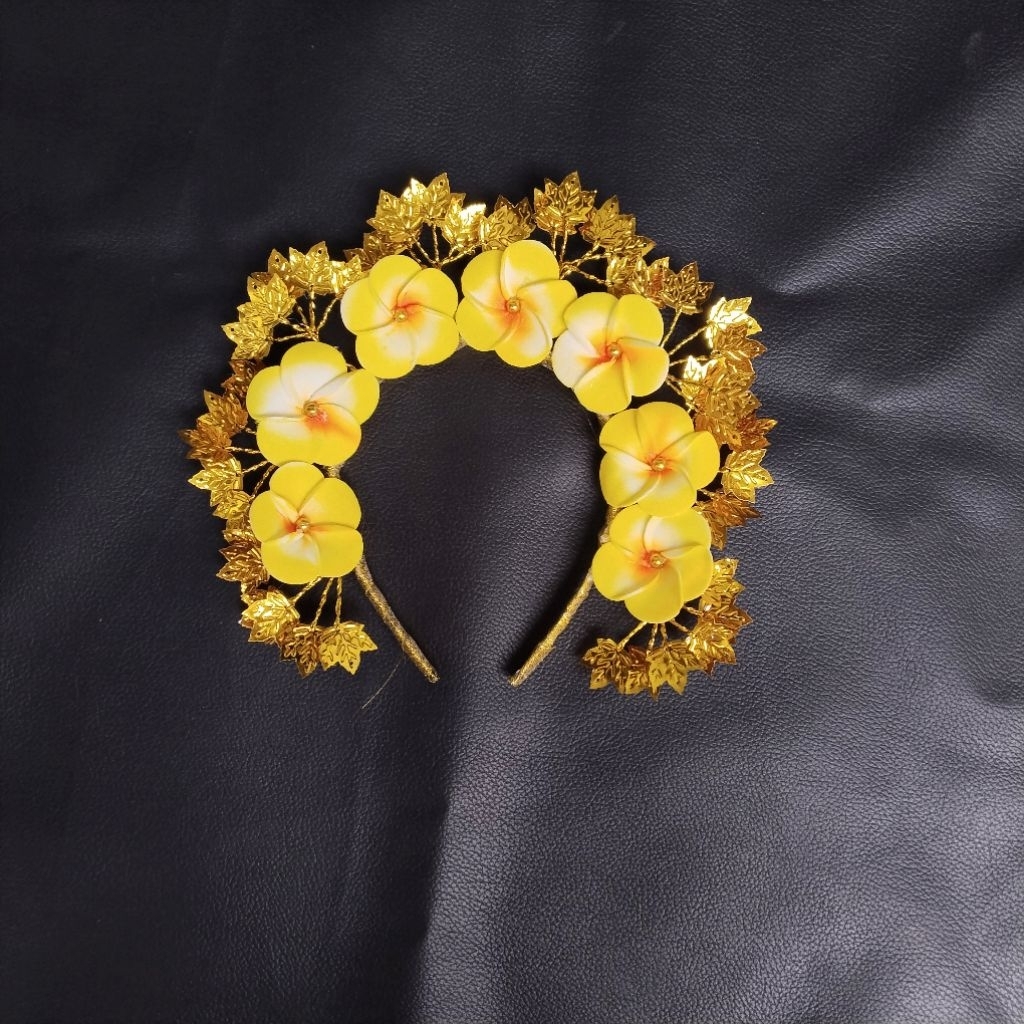 Bando Bunga Kamboja Kuning
