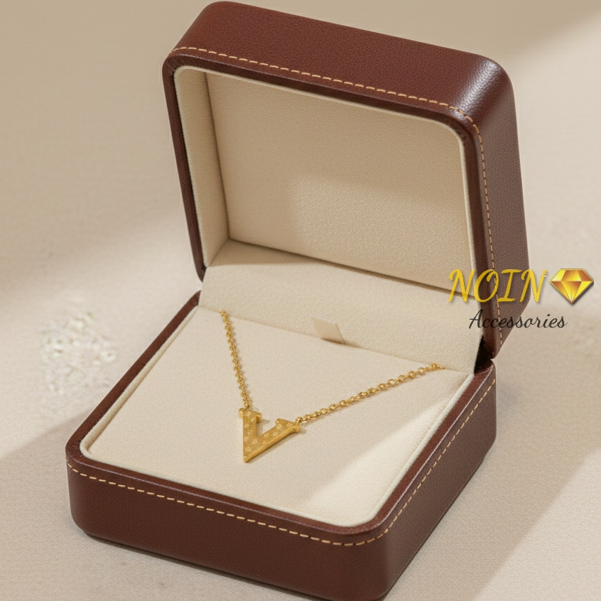 Kalung Titanium Huruf V Gold Kalung Inisial Emas Wanita Anti Karat Tidak Hitam Tahan Air Model Minim