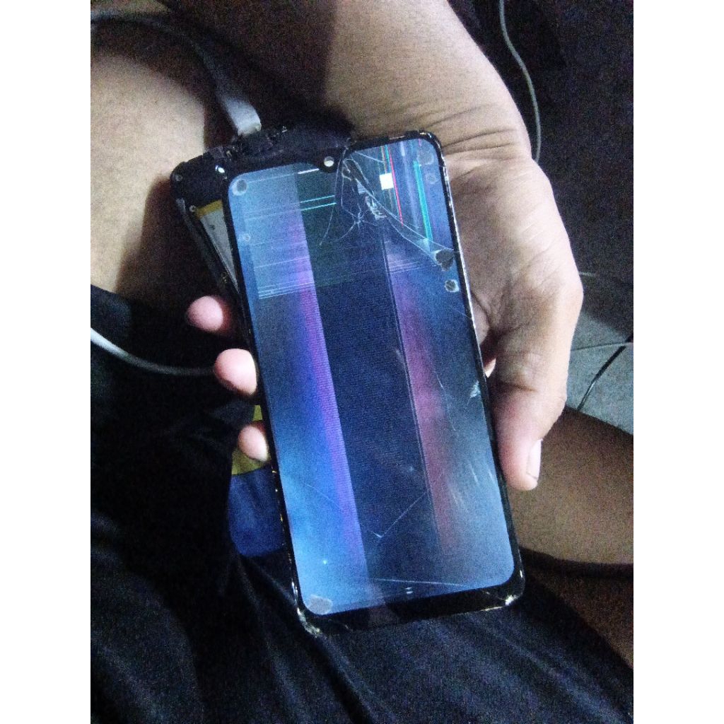 hp vivo y91c tinggal naek lcd  ram 2/32 mesin joss gada pola tida ada lcd nya