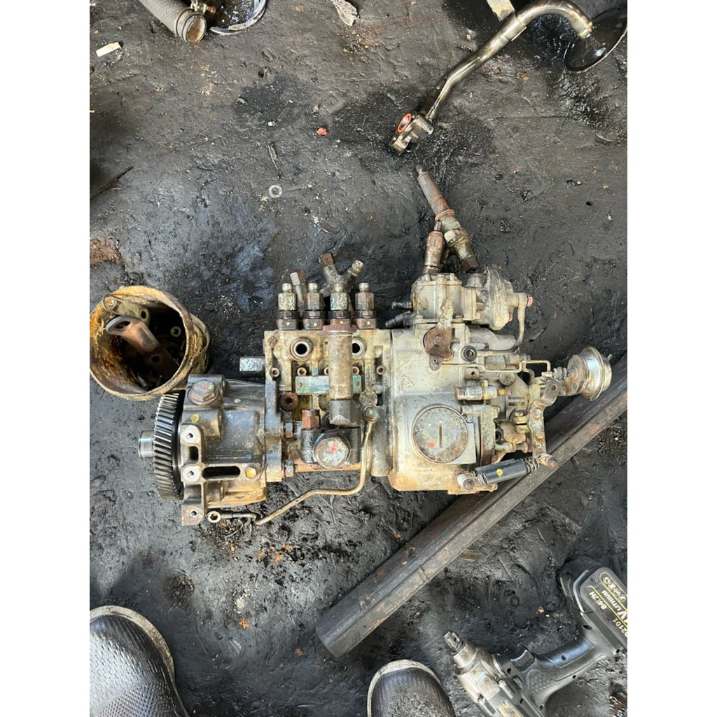 Injektor Bospom Toyota Dyna/Hino Dutro 130 12V - Copotan Ori Bawaan Mobil