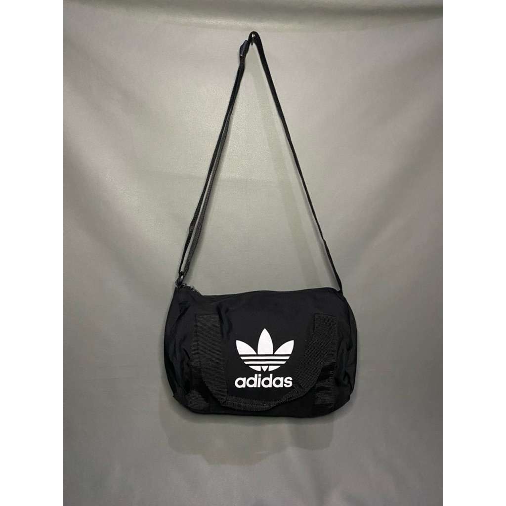 ADIDAS Originals trefoil mini duffle bag in black/ TAS SELEMPANG / SLINGBAG / MINI DUFFLE / MINI DUF
