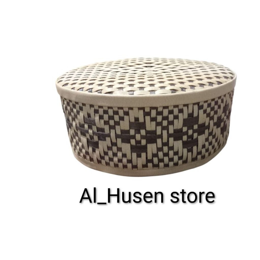 [Peci/Kopiah rotan sintetis]