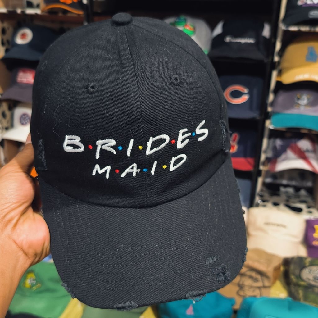 Topi simple ripped hitam