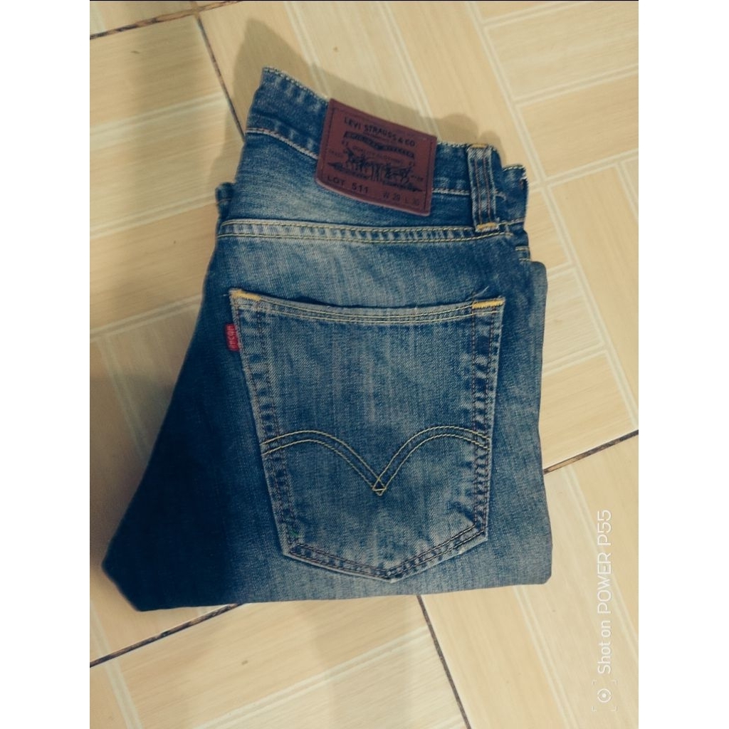 vintage Levis 511 slim straight