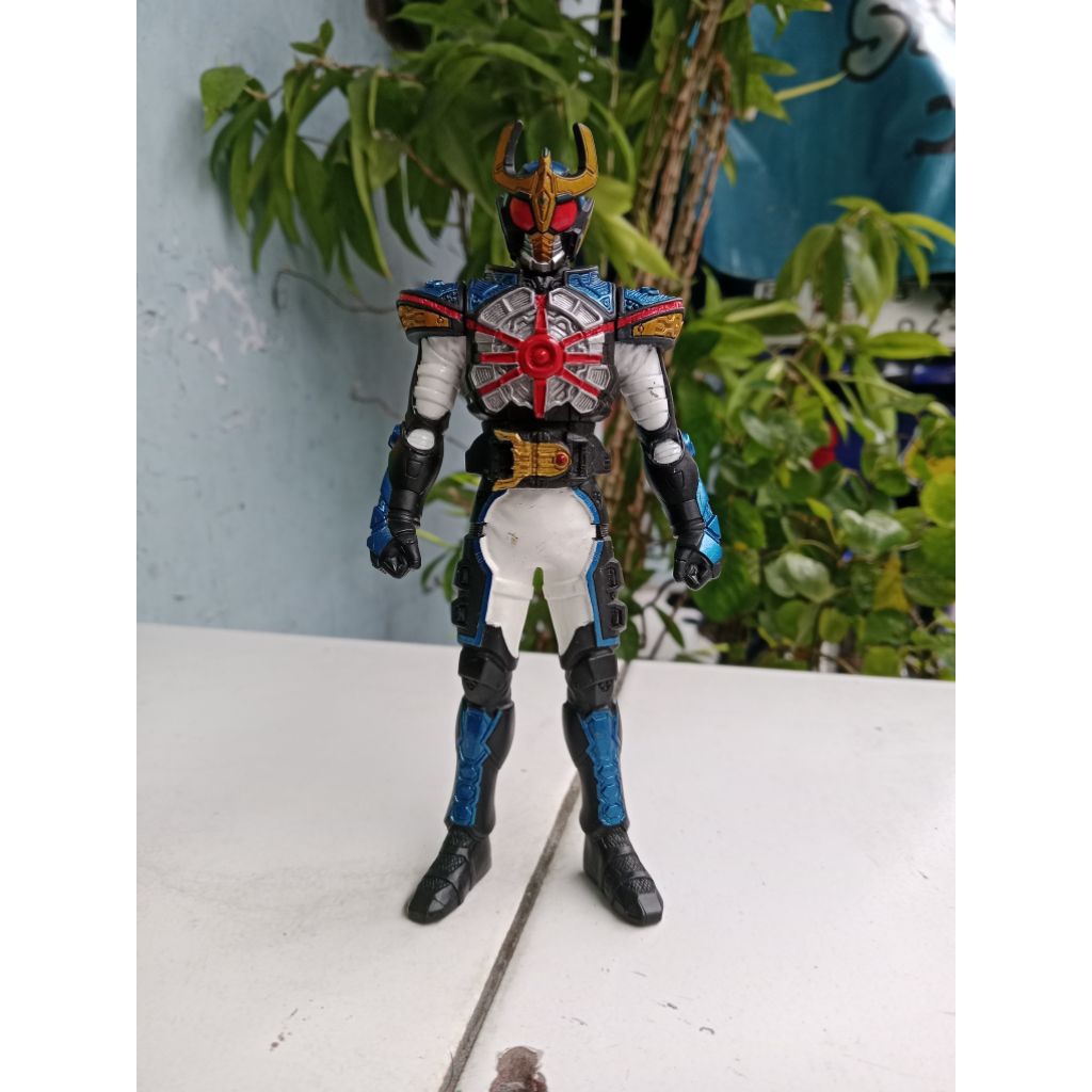 rhs kamen rider kiva (  ixa final form ) tinggi -+17cm ori bandai