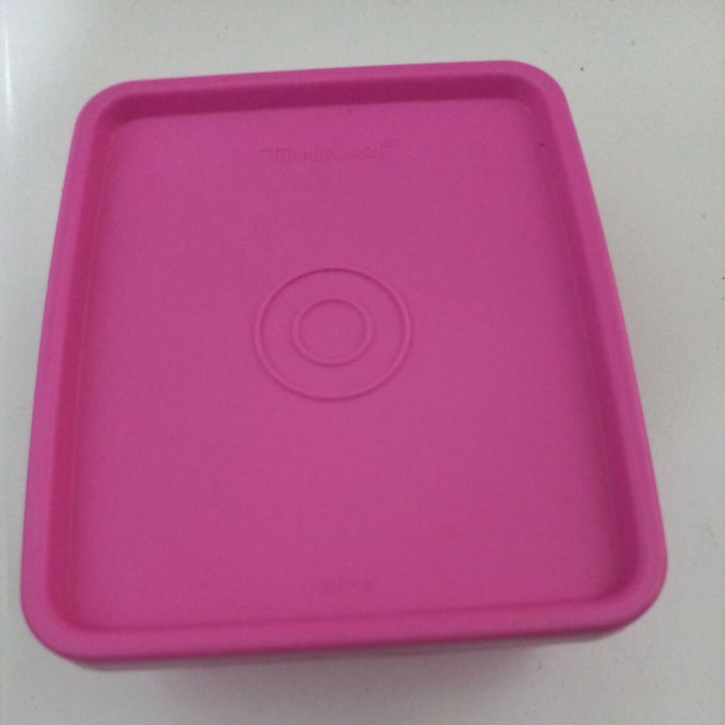 Mini Square Away Tupperware