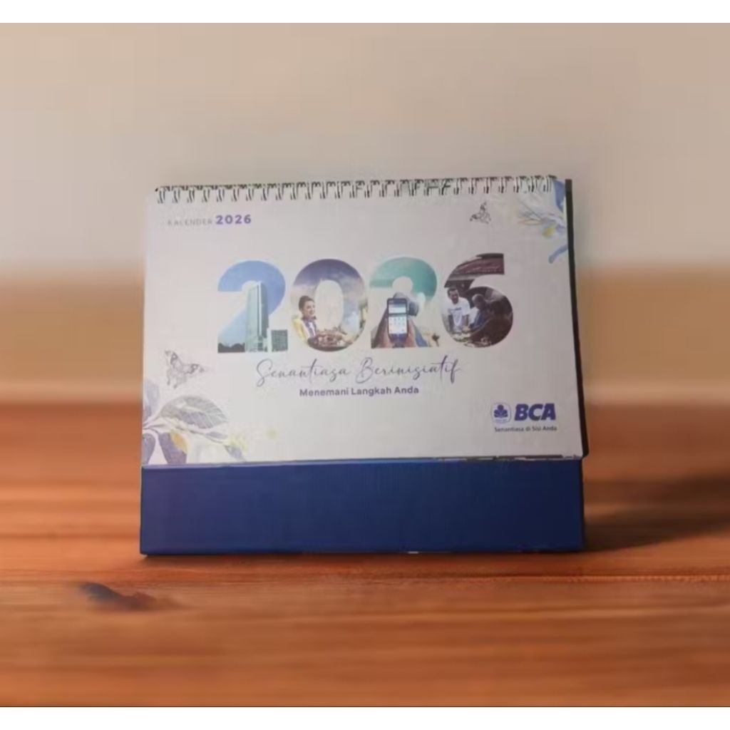 Kalender meja BCA 2026