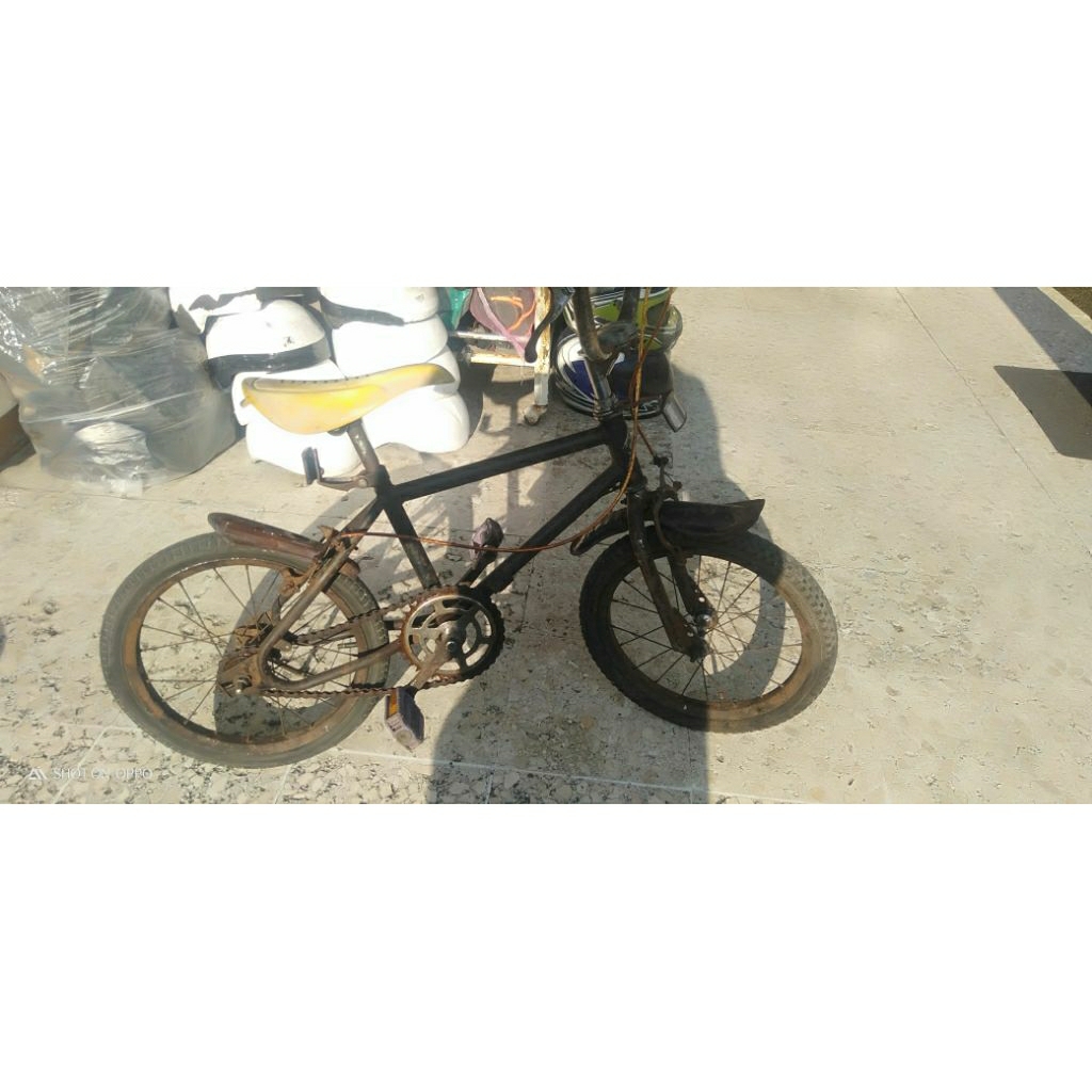 sepeda bmx merk oyama /ukuran roda 16