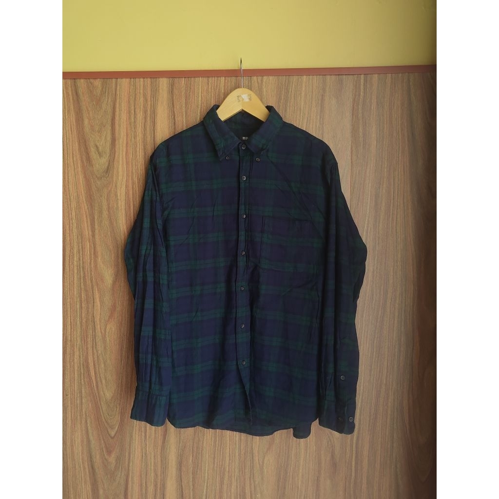 Baju Kemeja Lengan Panjang Kotak-Kotak by Uniqlo