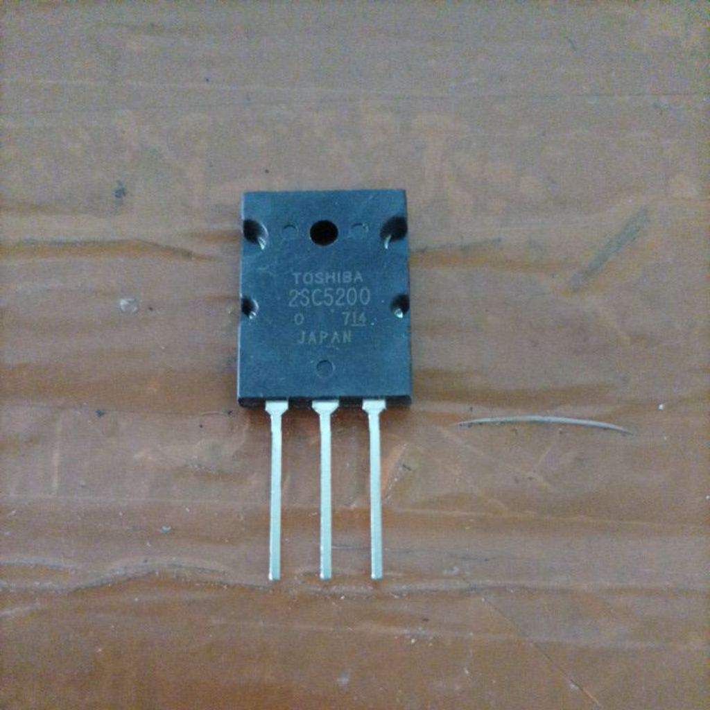 Transistor Toshiba 2SC5200 lot 714